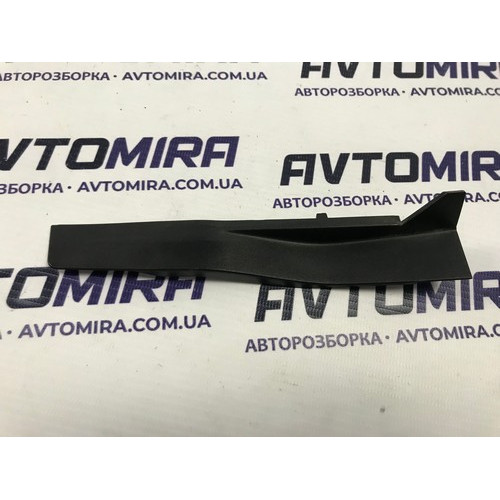 Накладка крыла передняя правая Opel Corsa D HB 5дв. 2006-2014 13221196